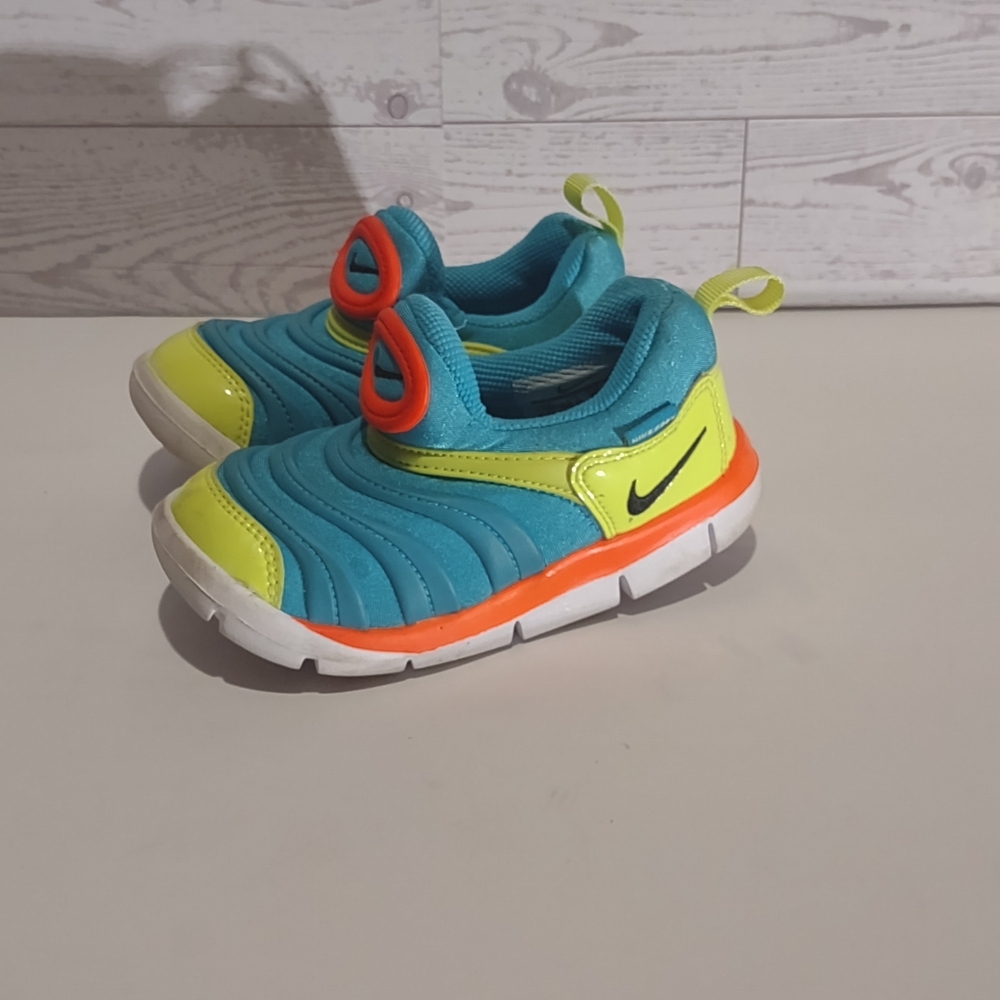 Nike Dynamo Free TD 'Light Blue Fury Volt' Toddler Size 8 Shoes